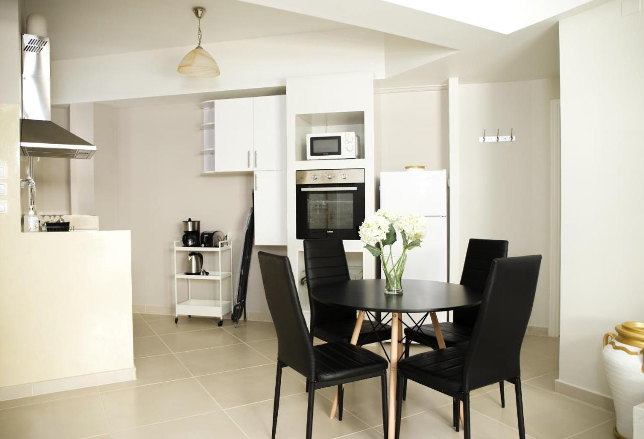 Praxitelis Luxury Apartments Athen Eksteriør billede