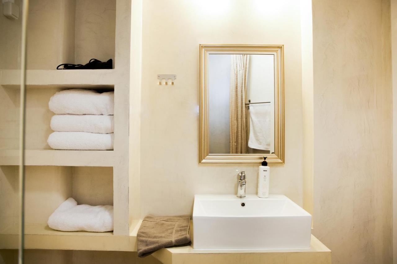 Praxitelis Luxury Apartments Athen Eksteriør billede